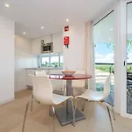 White Golden - Ac - Wi-fi - Pools & Access Included Apartamento